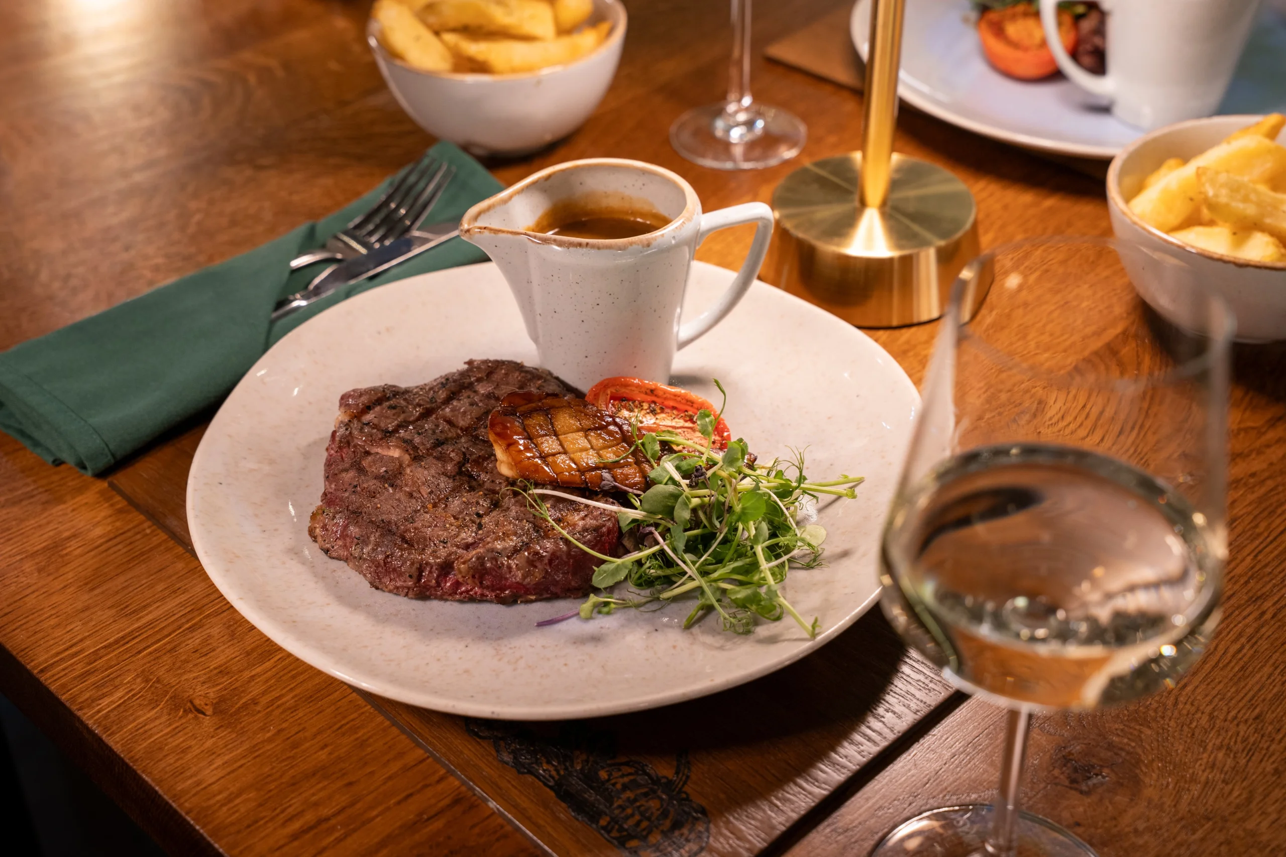 doddington grain store steak dish with gravy jug