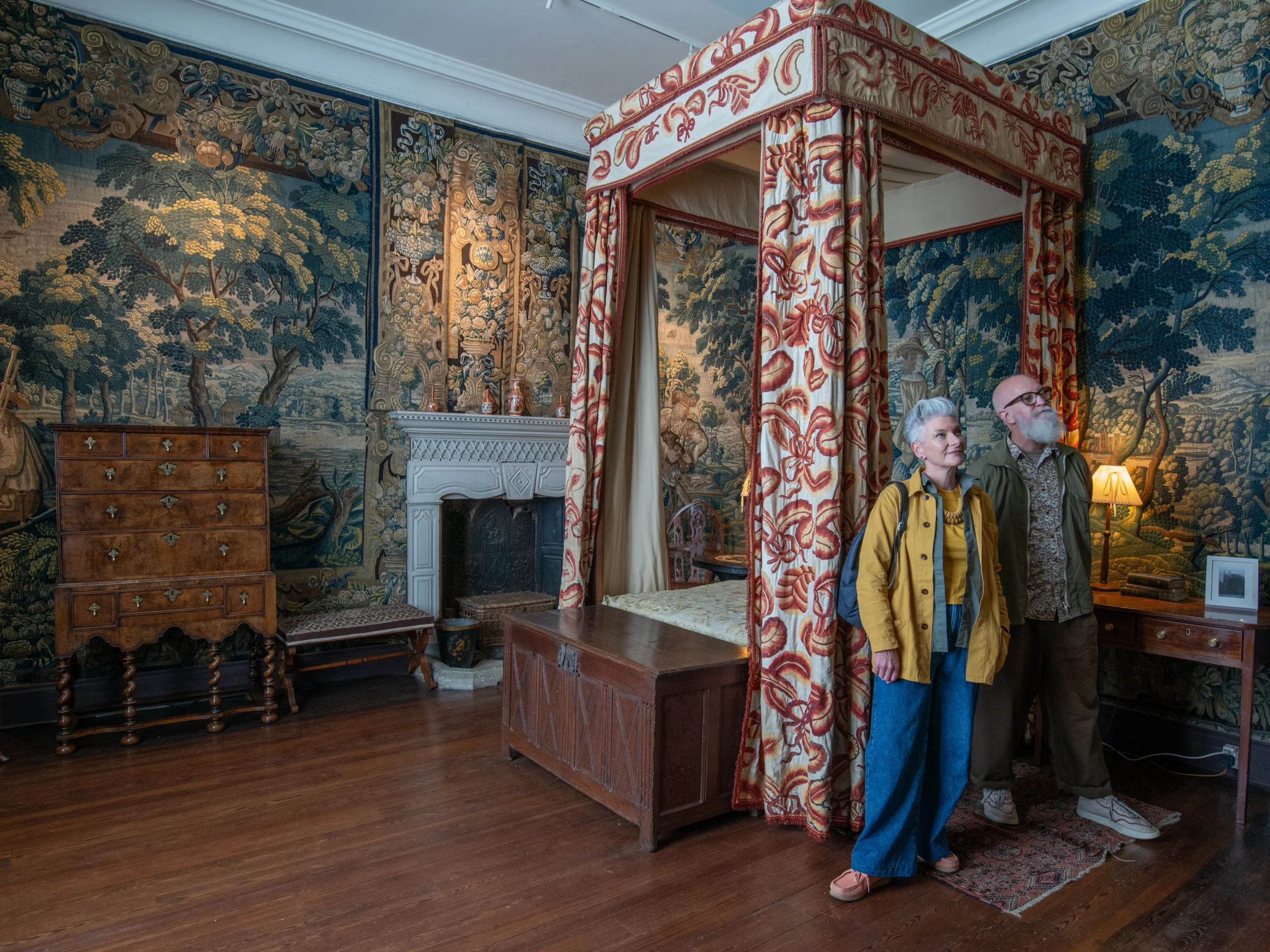 a grand tapestry decorated bedroom at doddington hall